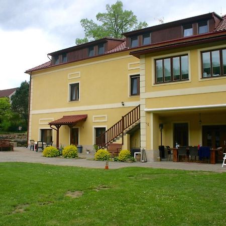 Penzion Art Kutná Hora Exteriör bild